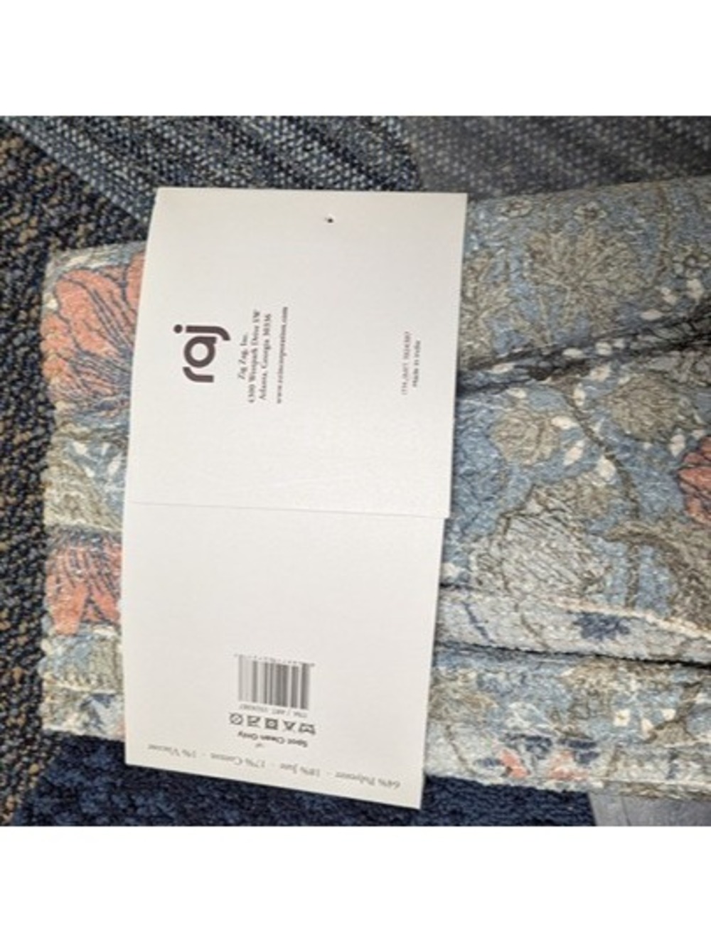 Brand New Raj Reversible Accent Rug 27"x45" - Picture 4 of 4
